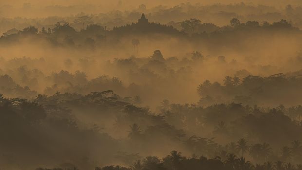 Candi Borobudur pernah menjadi lokasi syuting Java Heat.