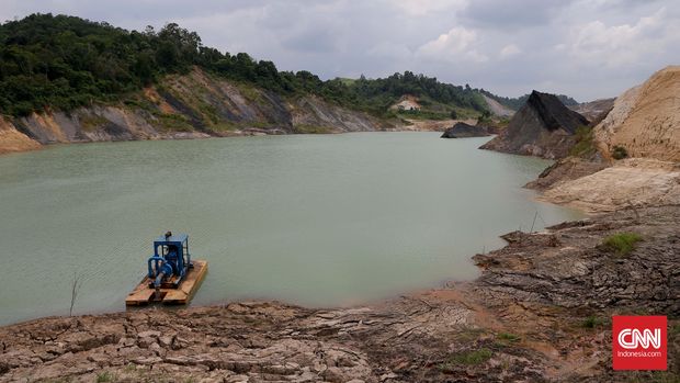 Salah satu lokasi tambang batubara di Kalimatan Timur. (CNN Indonesia/Safir Makki)