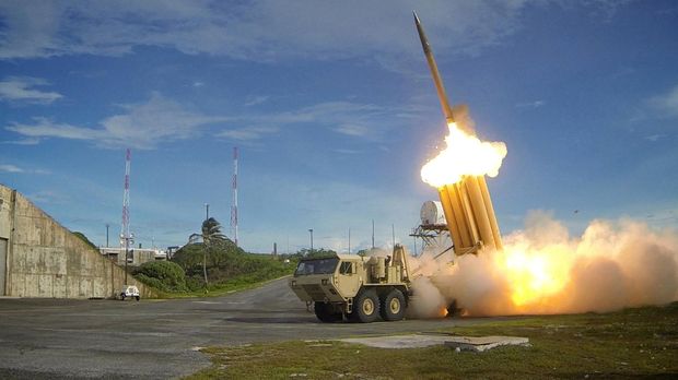 Sistem pertahanan rudal THAAD.