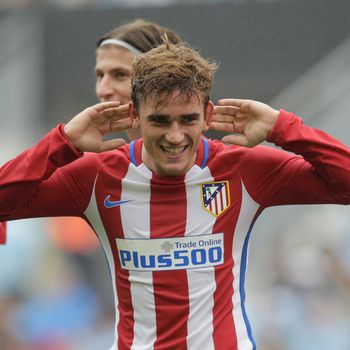 'MU Harus Datangkan Aguero atau Griezmann dan Lepas Rooney'