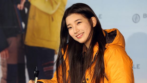 Suzy resmi putus hubungan dengan Lee Min Ho.