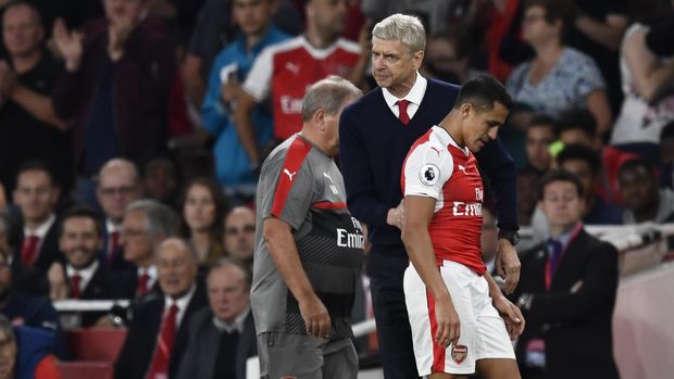 Arsene Wenger dihadapkan pada transfer pemain kelas dunia lain menjelang kepindahan Alexis Sanchez ke MU.