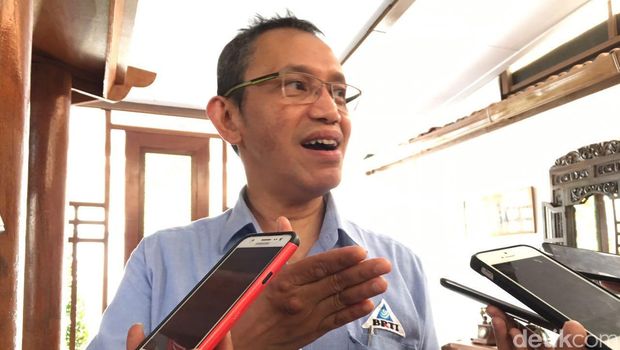 #IndosatLemot: Dikecam Netizen, Dikerjai Hacker, Disemprit BRTI