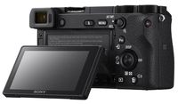 Sony A6500 vs Fuji X-T2, Dua Mirrorless APS-C Beda Gaya