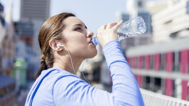 Minum air putih penting untuk cegah otot sakit usai 17-an