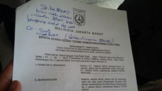  Surat pengelola Yayasan dari Wali Kota Jakbar ke Ahok (Foto: Niken Purnamasari/detikcom)