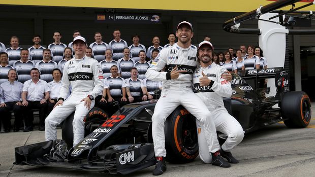 Musim depan Fernando Alonso akan ditemani oleh Stoffel Vandoorne. 