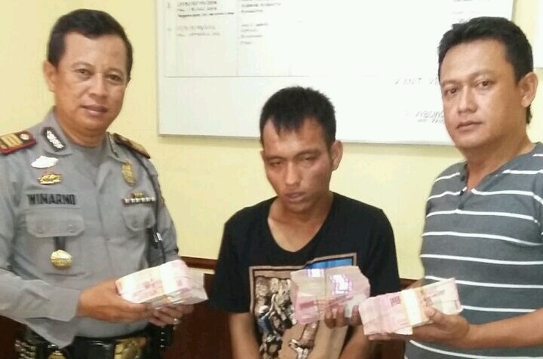 Pujian untuk Aiptu Efendi, Polisi yang Lawan 4 Perampok Dana Desa Rp 278 Juta