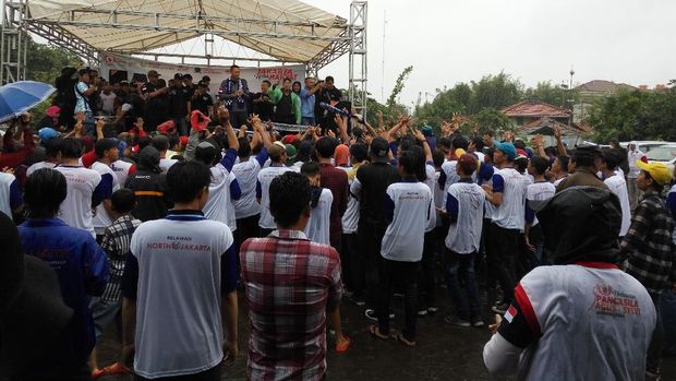 Warga Jakut ke Agus Yudhoyono: Kita Kerja untuk Pemprov DKI, Bukan Ahok