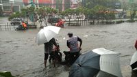 Hujan Deras, Jalan Pasteur Banjir bak Sungai