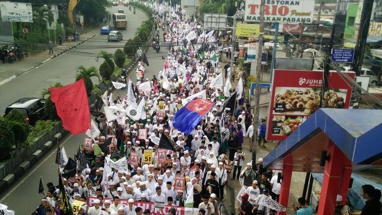 Ribuan Warga Bogor Hari Ini Demo #AntiAhok 