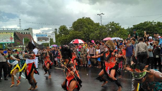 Buka Kirab 'Sumpah Pemuda' di Palangkaraya, Menpora Minta 