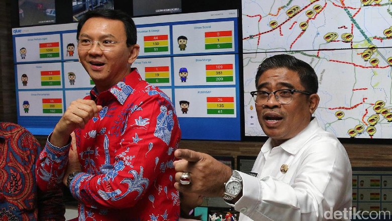 Plt Gubernur DKI Bakal Sediakan Nomor WhatsApp Aduan Plt Gubernur DKI Bakal Sediakan Nomor WhatsApp Aduan