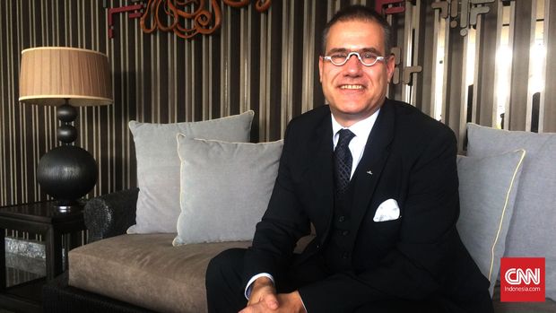 General Manager Keraton at The Plaza, Stephan Sieberg.