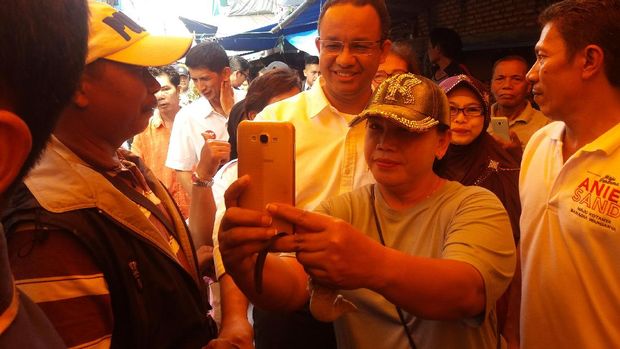 Janji Dobelkan KIP-KJP, Anies: Ganti Gubernur Lebih Besar Manfaatnya