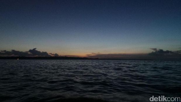 Bukan Cuma Bawah Laut, Sunset di Wakatobi Juga Menawan C3b1040c-a63b-4570-8fe7-deed5c4c4980_169