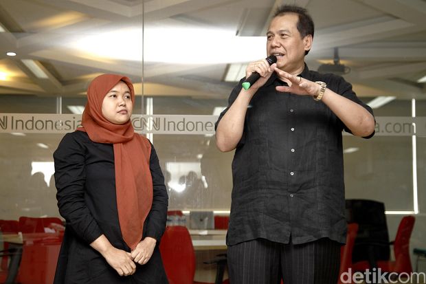 Iin Yumiyanti bersama Chairul Tanjung (Ridho/detikcom)