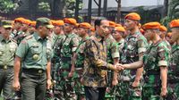 Beri Arahan ke TNI, Jokowi: Terima Kasih Ikut Bantu Amankan Demo 4 November