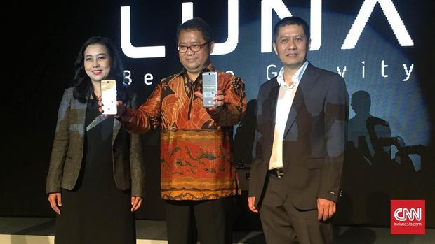 Luna, Ponsel Perdana Foxconn Hadir di Indonesia