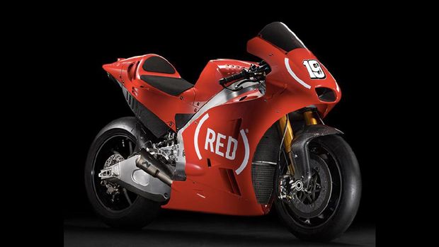 Tampilan sepeda motor Aprilia untuk GP Valencia 2016.