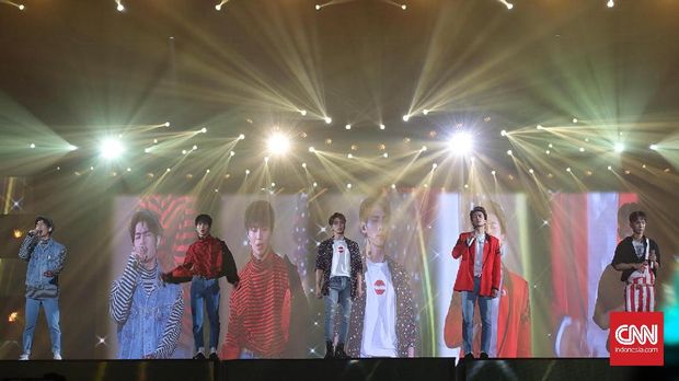 Di Balik Tawa Jonghyun 'SHINee' Padaku Setahun Lalu