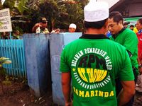 Terharu, Relawan Pembersih Masjid Bantu Rapikan Gereja Oikumene Samarinda