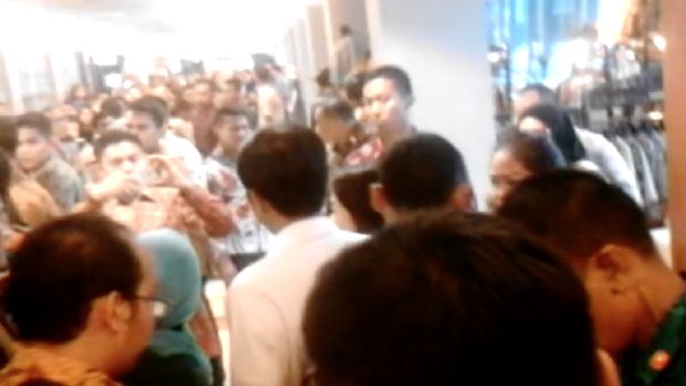 Presiden Jokowi Kunjungi Pondok Indah Mal, Sempat Mampir ke Toko Buku