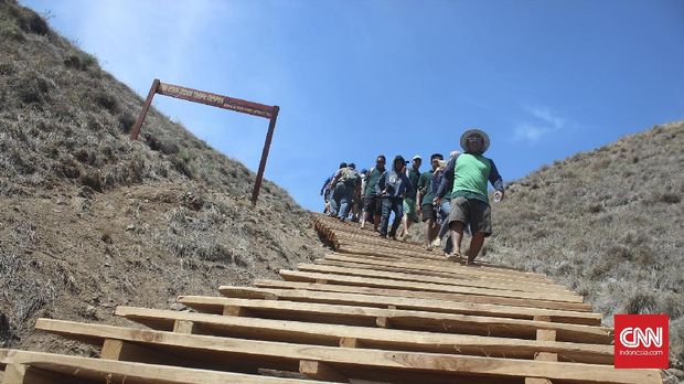 Lara Terpendam di Balik Keeksotisan Labuan Bajo