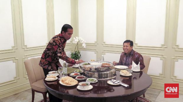 Setya Novanto yang Tak Kunjung Legawa Lepas Jabatan