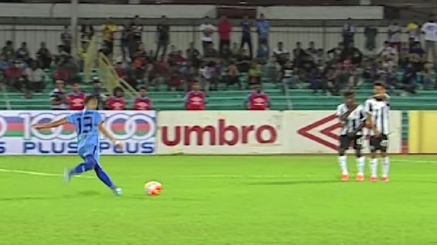 Faiz Subri mencetak gol spektakuler melalui tendangan bebas.