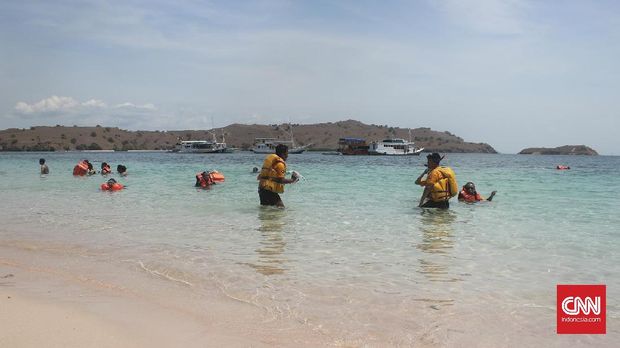 Wisata Satu Malam di Labuan Bajo