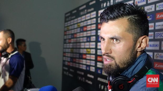 Stefano Lilipaly sempat memperkuat Persija Jakarta pada 2015.