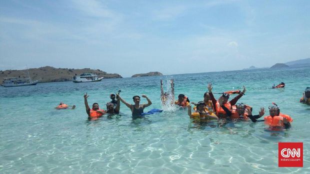 Wisata Satu Malam di Labuan Bajo