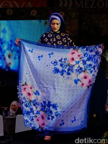 Ivan Gunawan Angkat Batik Hingga Tenun untuk Koleksi Ivan Gunawan Angkat Batik Hingga Tenun untuk Koleksi