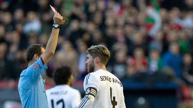 <i>El Clasico</i> Akan Dipimpin Wasit yang Dituding Pro-Barca, Ini Respons Zidane