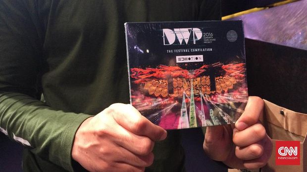 Pertama kalinya pihak Ismaya Live merilis album kompilasi para pengisi acara DWP secara resmi pada Selasa (29/11) di Jakarta.