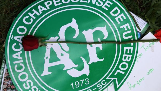 Sepatu Penanda Duka yang Dibawa-bawa Keluarga Para Pemain Chapecoense