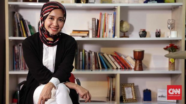 Sejumlah artis seperti Laudya Cynthia Bella kerap direkrut untuk menarik calon jemaah oleh para pebisnis umroh.