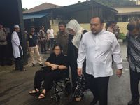 Foto Pemeriksaan Rachmawati dan Mulan yang Temani Ahmad Dhani di Mako Brimob