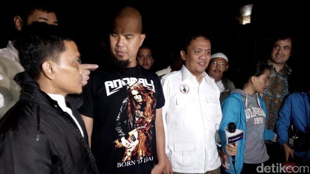 Ahmad Dhani Dijemput Polisi, Jupe-Depe Akhirnya Damai