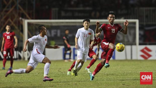 Bayu Pradana memiliki tugas penting menjaga keseimbangan lini tengah dan pertahanan dalam uji coba nanti.