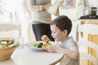 Menurut Ahli Gizi Pola Makan Vegan Bisa Diterapkan untuk Anak-anak
