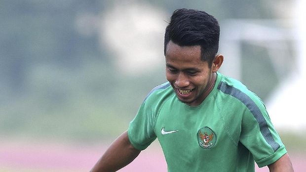 Andik Vermansah tidak bisa lama-lama mudik ke Surabaya.