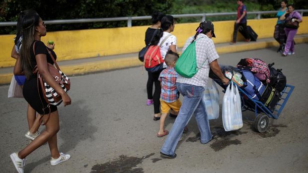 Krisis Ekonomi Paksa Wanita Venezuela Jual Rambut ke Kolombia