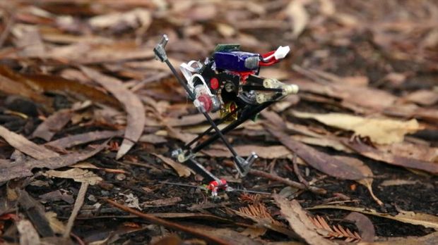 Robot Salto hasil kembangan tim ilmuwan University California, Berkeley.