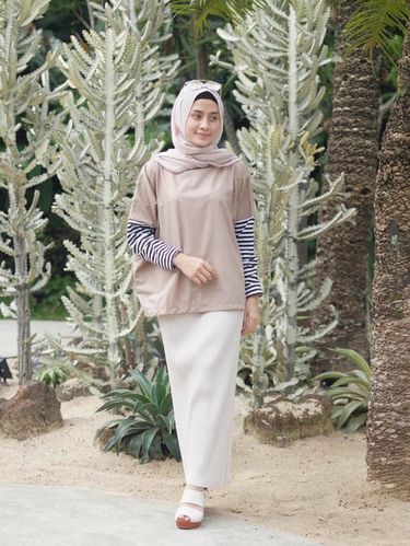 Foto: Ini Celana yang Tren Dipakai Selebgram Hijab