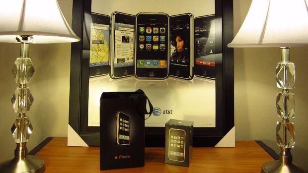 Sumpah Serapah Steve Jobs untuk Bapak Android