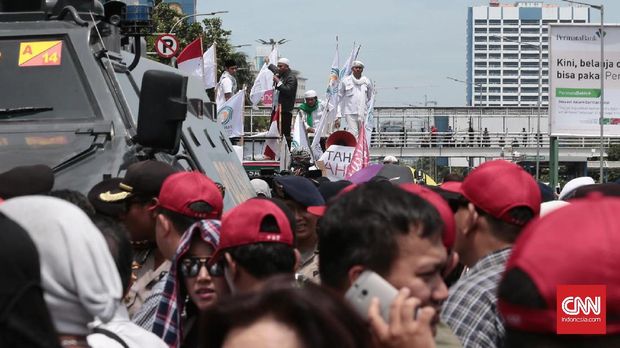 Menguji Independensi Hakim Pengadil Ahok