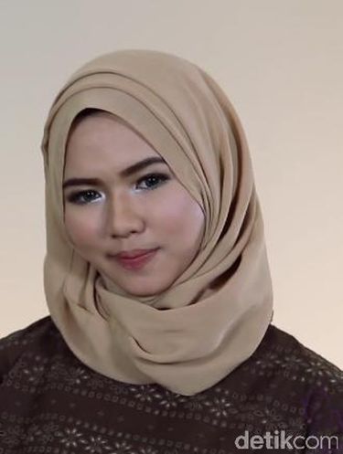 Tutorial Hijab Pashmina untuk Wanita yang Baru Mulai Pakai Jilbab