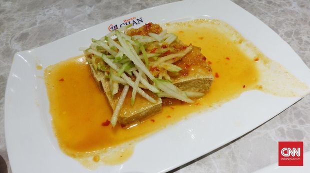 Sajian tahu ala Thailand ini pun tak boleh dilewatkan. (CNN Indonesia/Abraham Utama)